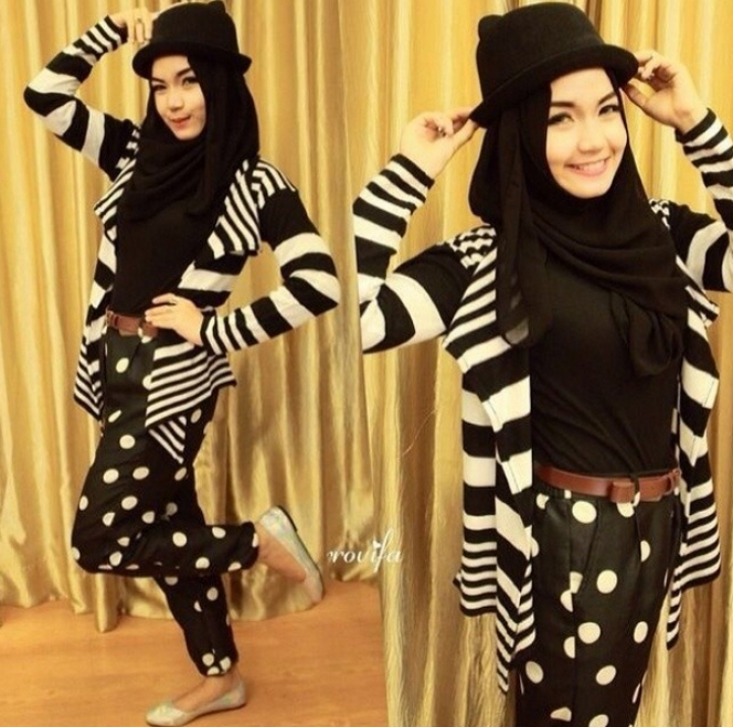 Gaya Hijab Imut Riva Rovifa