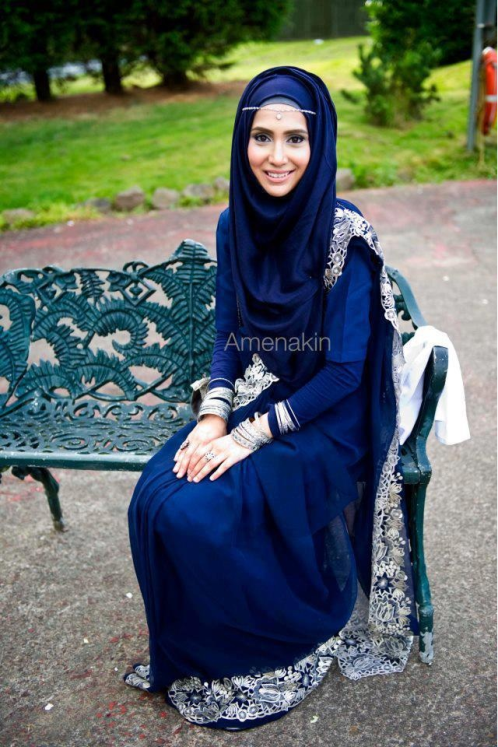 Gaya Kontemporer Hijaber Inggris, Amena Khan
