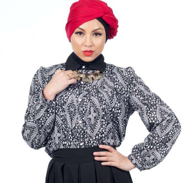 Gaya Hijab Keren Pesohor Negeri Jiran
