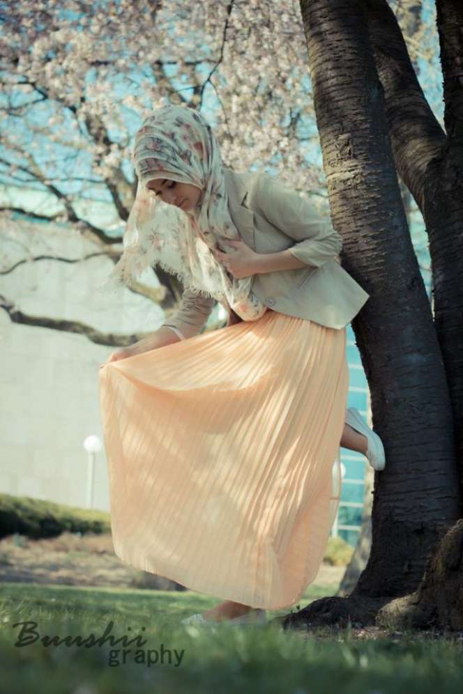 Kombinasi Hijab Blazer untuk ke Kantor 