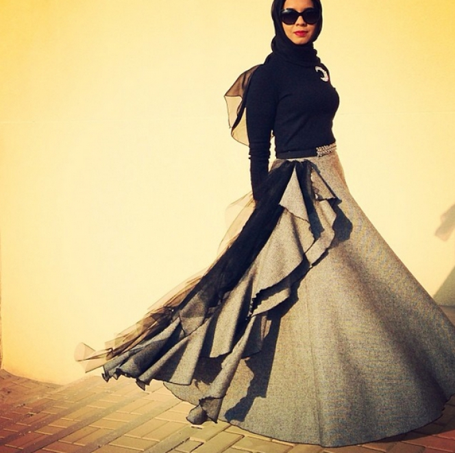 `Lady Skirt`, Ciri Khas Desainer Cantik Kuwait 