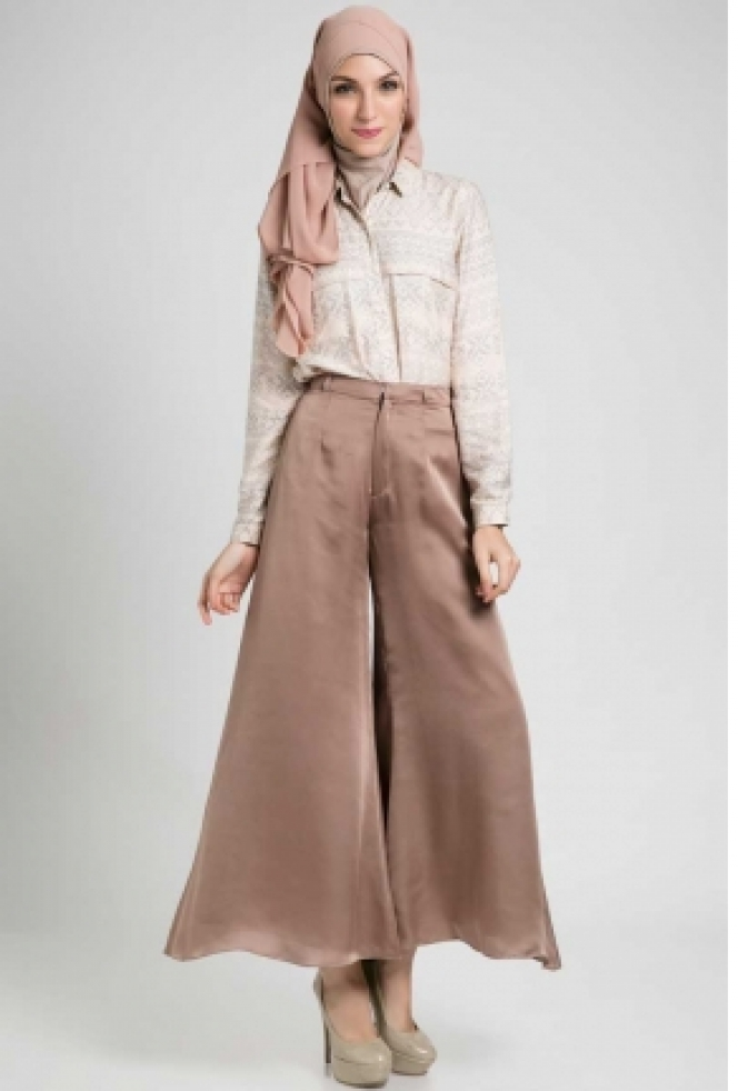 Syar'i dalam Balutan Celana Harem 