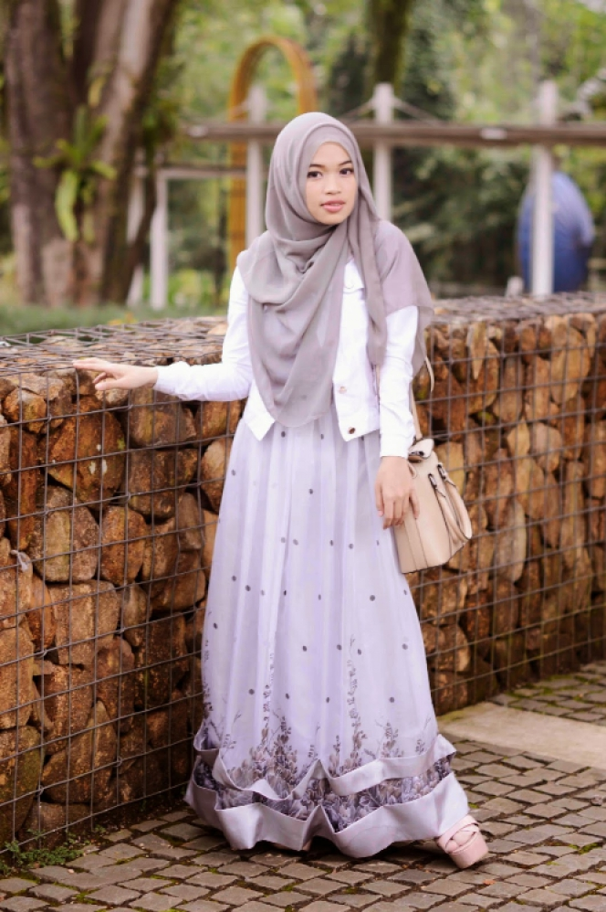 Desain Hijab Cantik Rancangan Putri Aa Gym