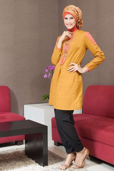 Cantik Berhijab dengan Katun Twill