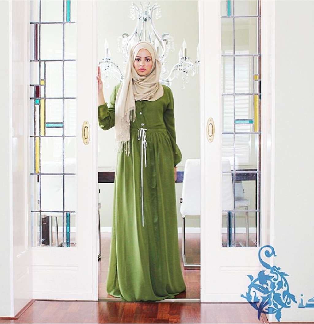 Elegan, Hijaber Cantik Asal Belanda