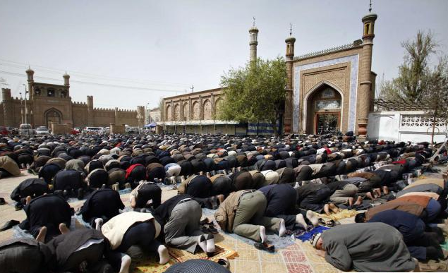Kesederhanaan Muslim Xinjiang