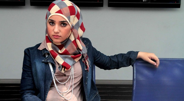 Gaya Hijab Cantik Walikota Termuda di Dunia