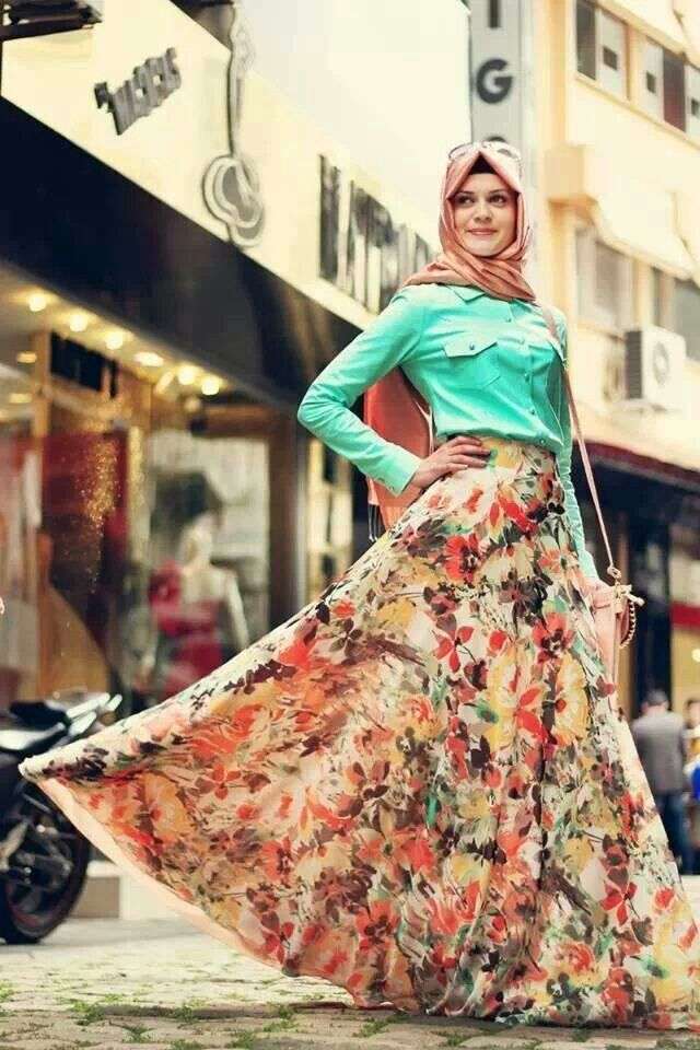 Dress Hijab Cantik, `Anti-Monoton`