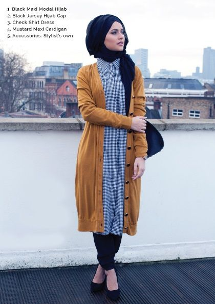 Modis dengan Cardigan `Hoodie`