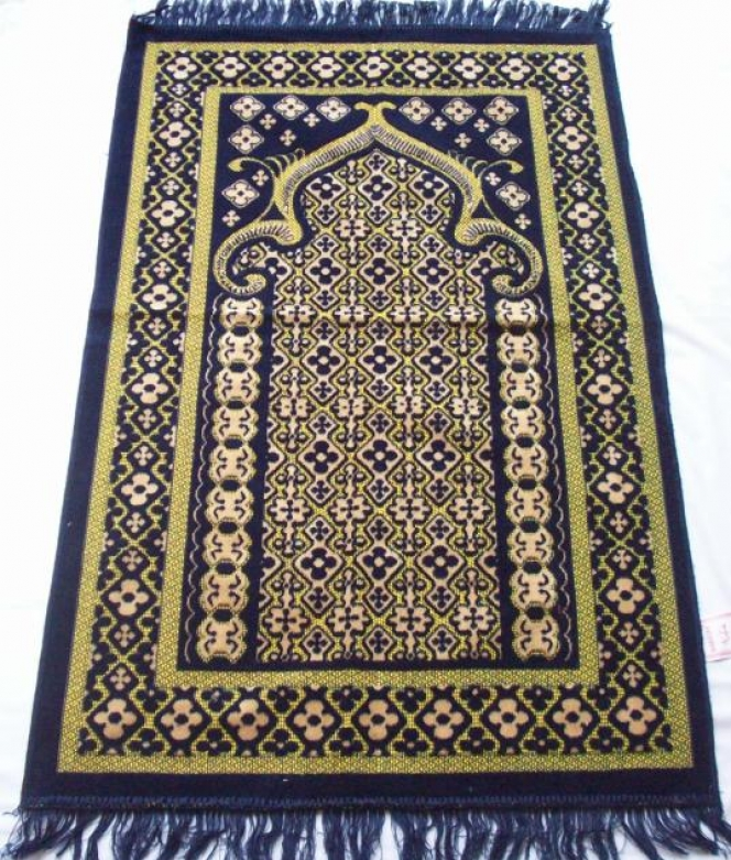 Berburu Sajadah Turki Jelang Ramadan