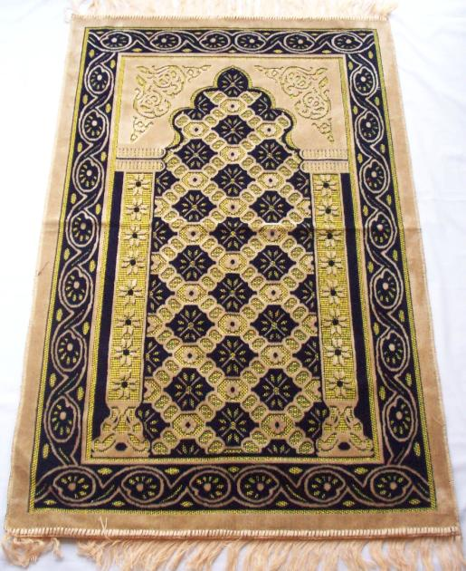 Berburu Sajadah Turki Jelang Ramadan