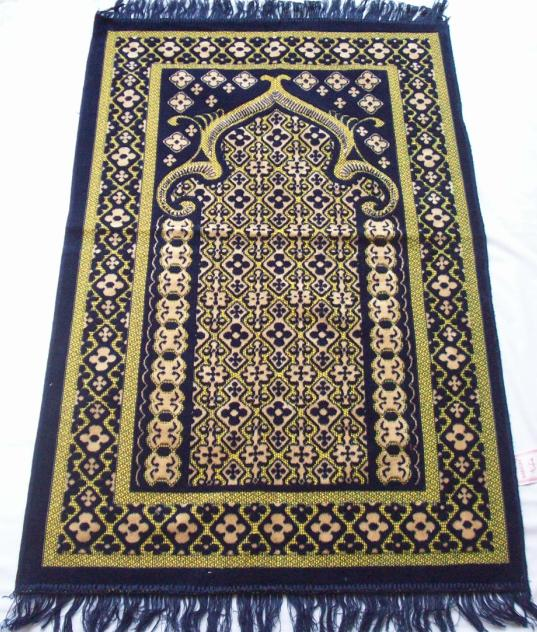 Berburu Sajadah Turki Jelang Ramadan