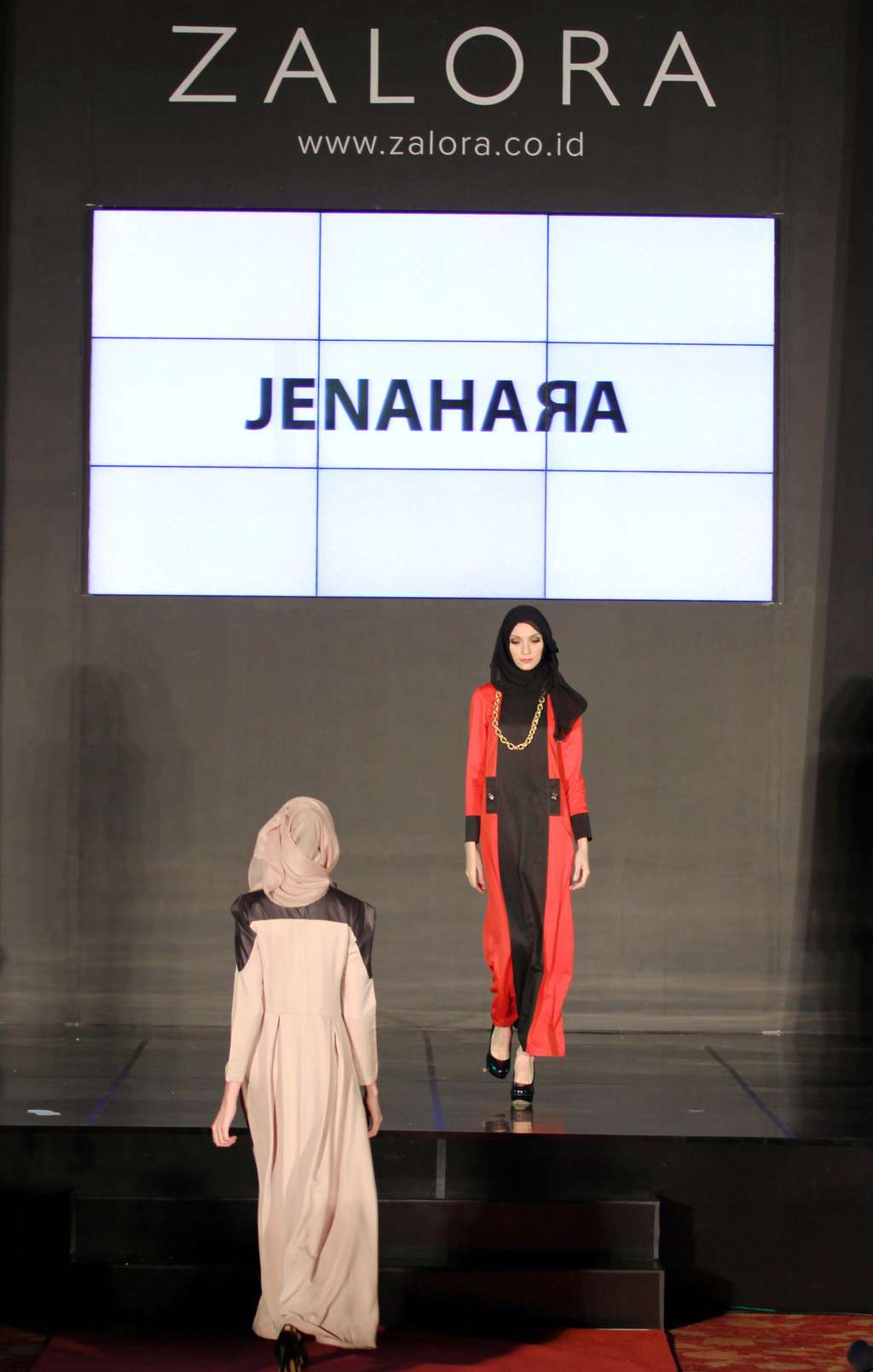 3 Desainer Hijab Kondang Indonesia Unjuk Gigi