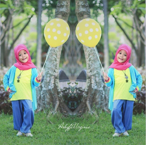 Lucunya Gaya Hijabers Cilik Imut Ini