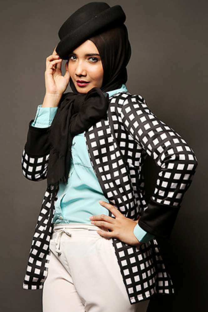 Blazer Cantik Zaskia Sungkar