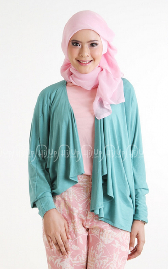 Rancangan Cantik Monika Jufry