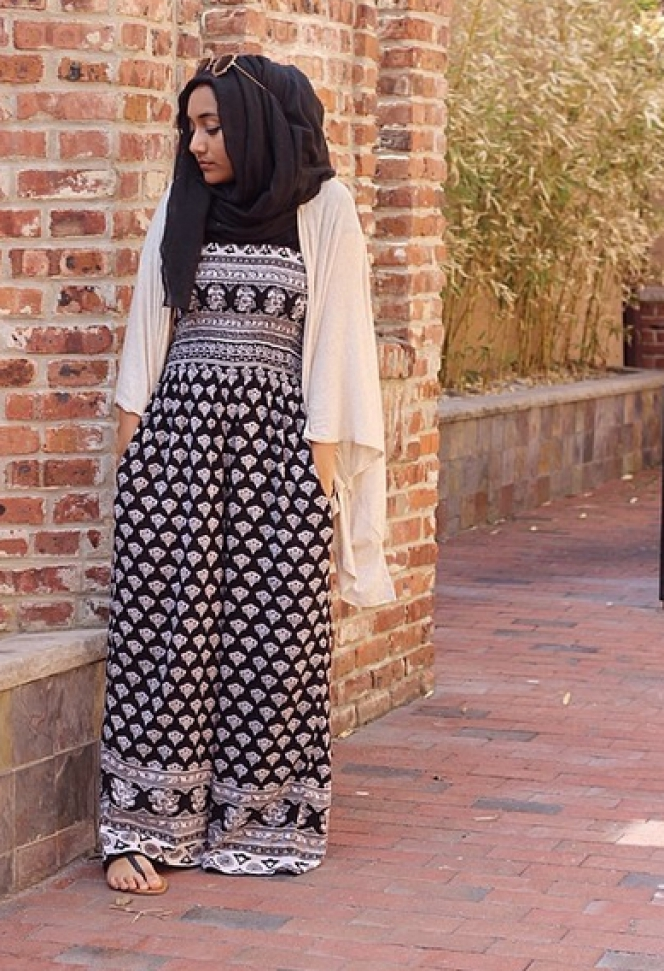 `Street Fashion` Hijaber London  
