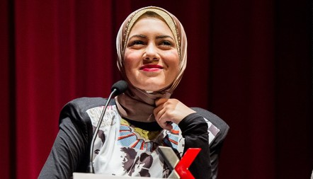 Rapper Cantik Mesir, Hijab dan Perjuangan