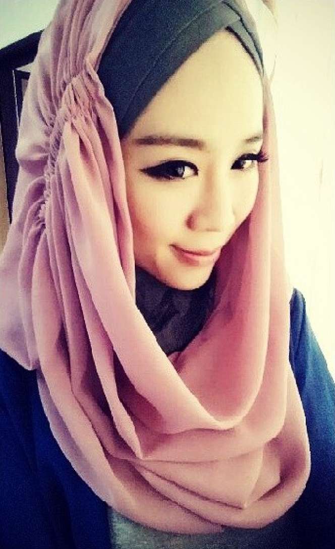 Gaya Hijab Mantan Model Majalah Dewasa Malaysia