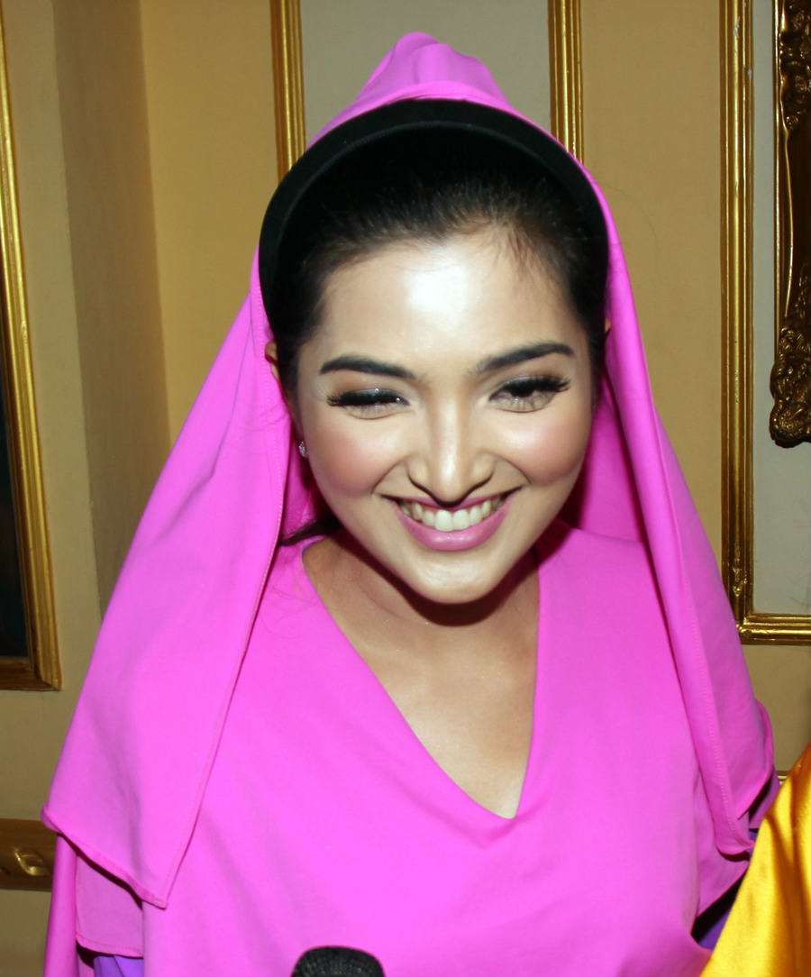 Gaya Religi nan-Cantik ala Ashanty