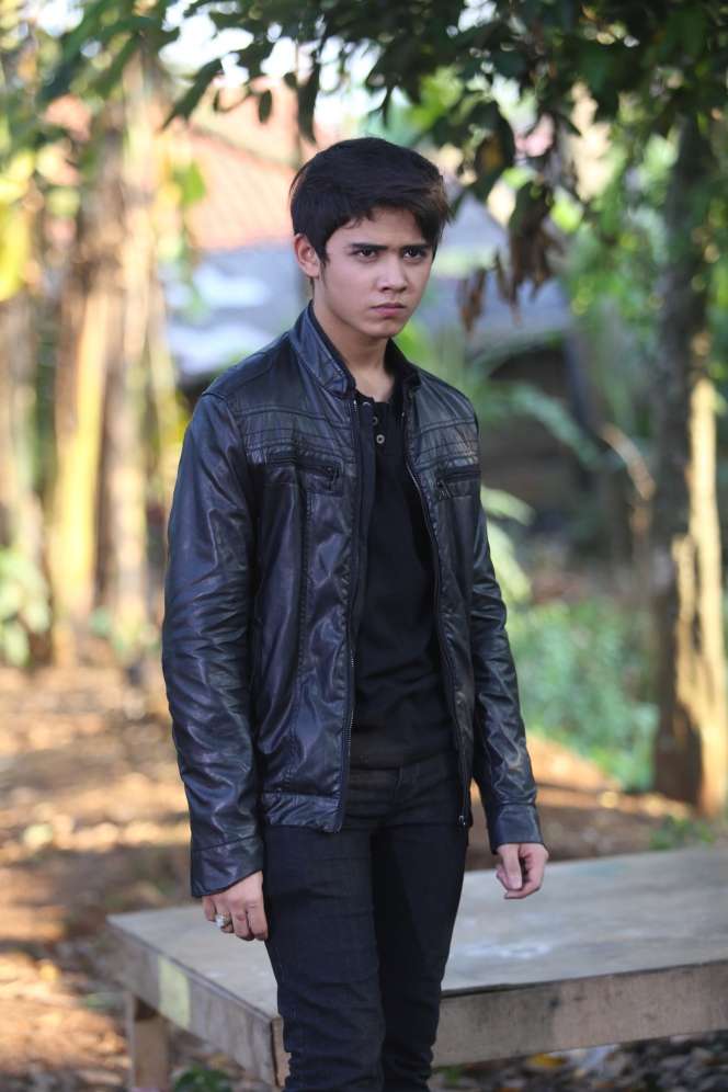 Gaya `Si Ganteng` Aliando Syarief, Pelantun Doa Niat Puasa