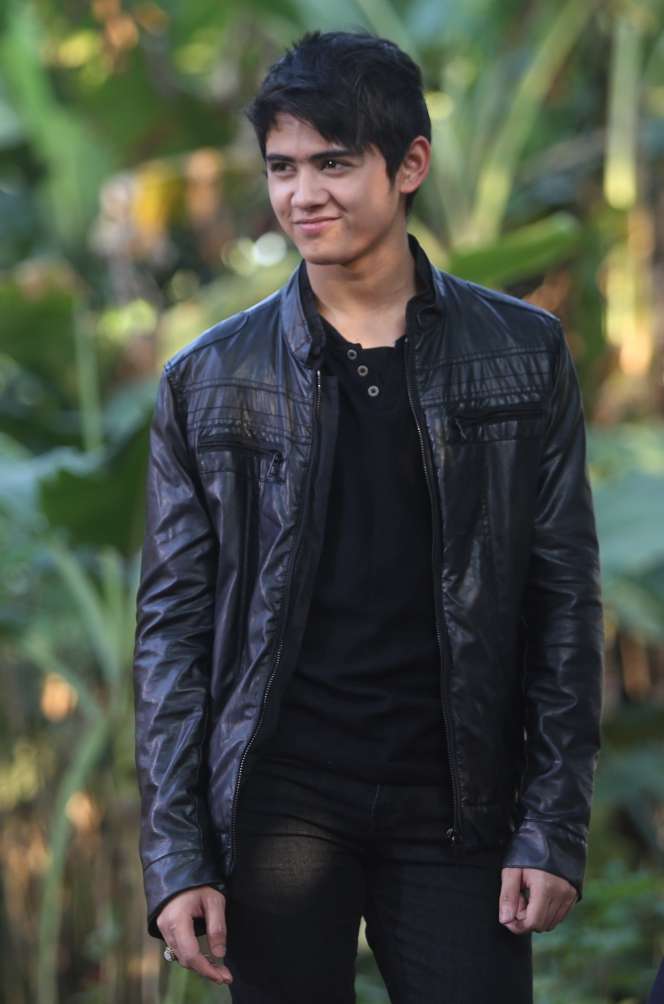 Gaya `Si Ganteng` Aliando Syarief, Pelantun Doa Niat Puasa