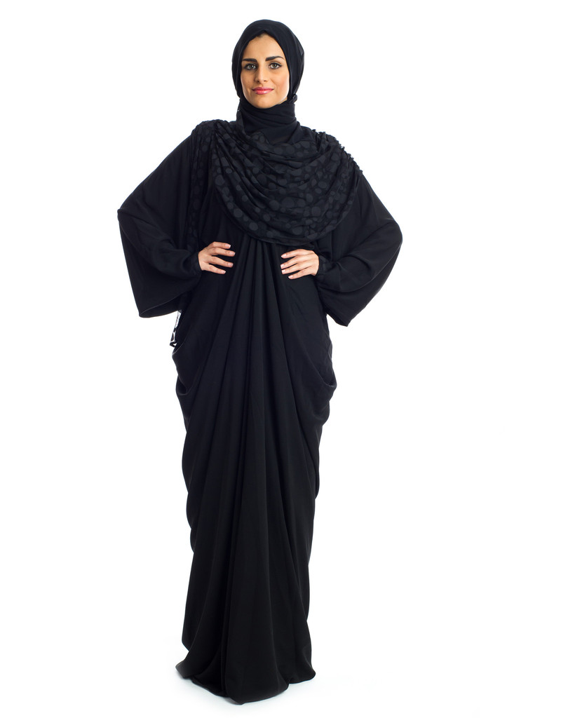 Tampil Modis dengan Abaya