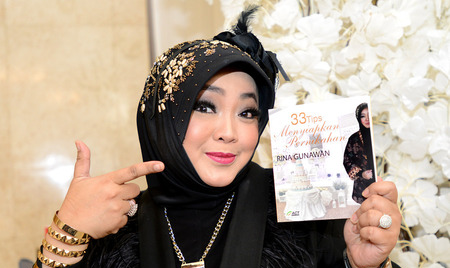 Tips Pernikahan ala Rina Gunawan