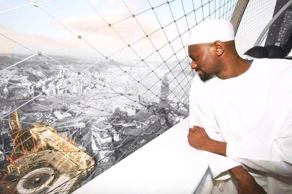 Saat Pesepakbola Muslim Ternama Bermunajat