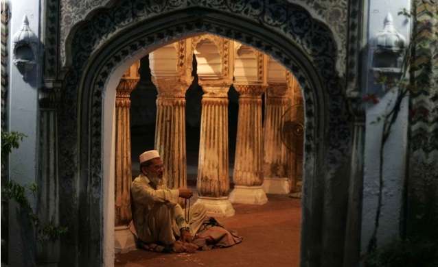 Momen Iktikaf Ramadan di Belahan Dunia