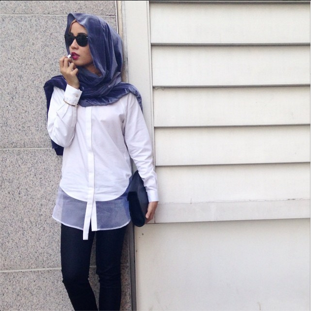 Hijab `Monokrom` Artis Cantik Malaysia