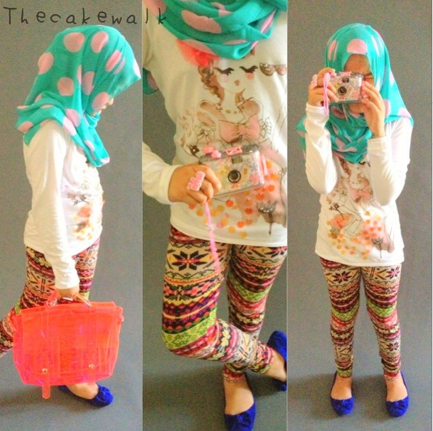 Aksi Hijaber Cilik, Si Perias Model Dewasa