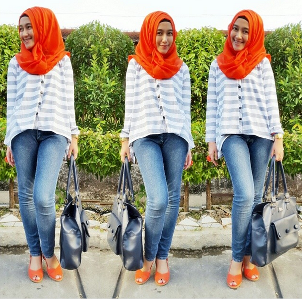 Padanan Jins-Blouse ala Hijaber Surabaya