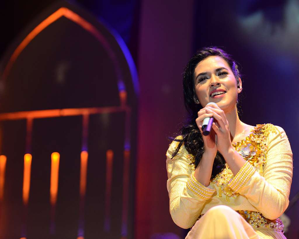 `Sihir` Raisa di Ramadhan Jazz