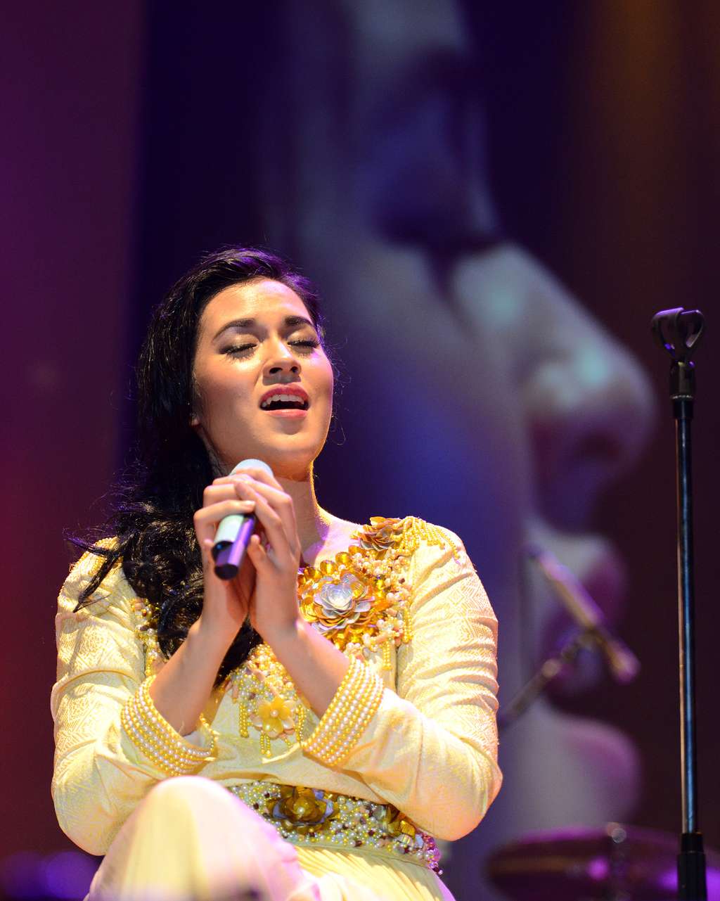 `Sihir` Raisa di Ramadhan Jazz