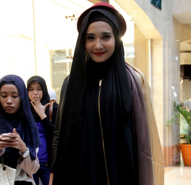 Genre Hijab Eropa-Arab Karya Zaskia Sungkar