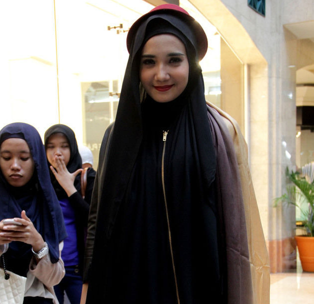 Genre Hijab Eropa-Arab Karya Zaskia Sungkar