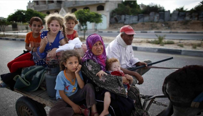 Derita di Balik Senyum Pengungsi Palestina