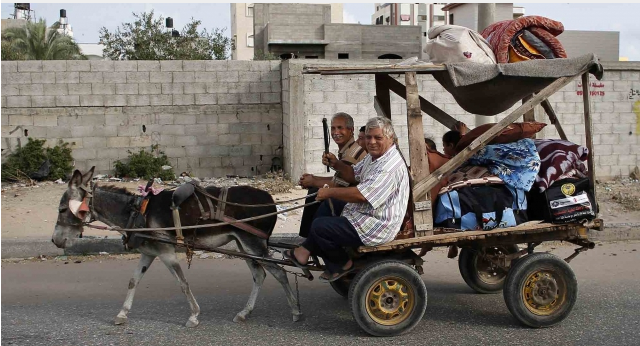 Derita di Balik Senyum Pengungsi Palestina