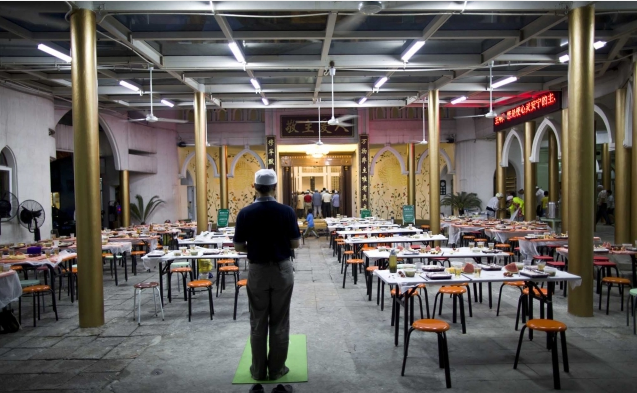 Intip Kesederhanaan Muslim Shanghai Saat Ramadan