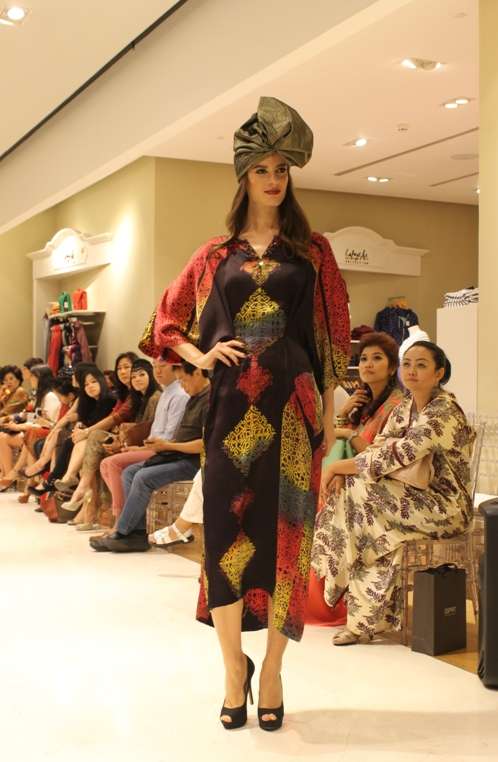 Kala Batik Indonesia Dipadu Mozaik Turki