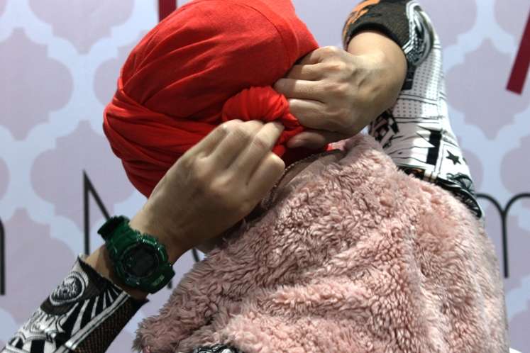 Tutorial Hijab `Flat Turban` untuk Olahraga