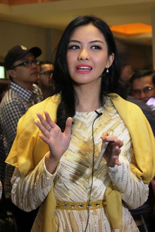 Cantiknya Revalina S Temat Perankan Istri Uje