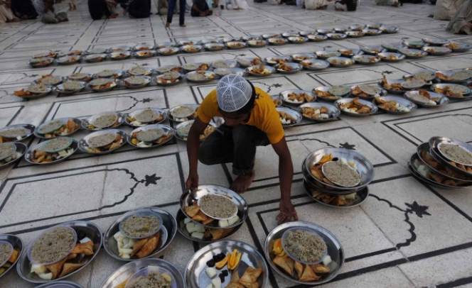 Tradisi Buka Puasa di Belahan Dunia