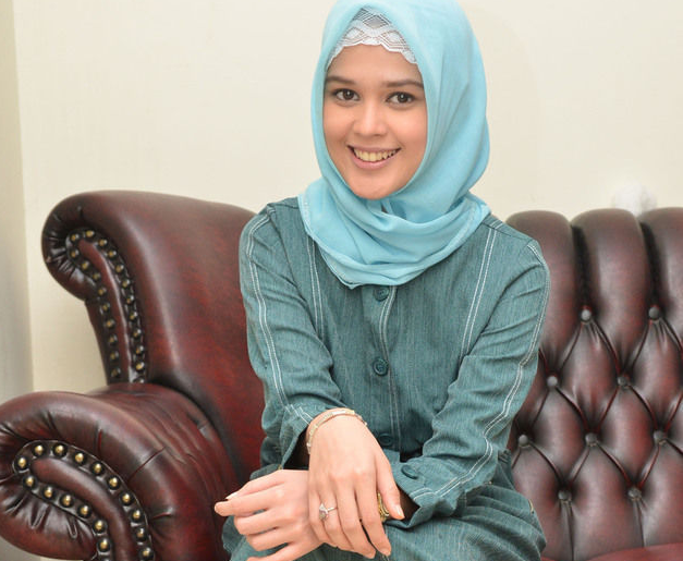 Si Cantik `Hello Kitty` Saat Berhijab