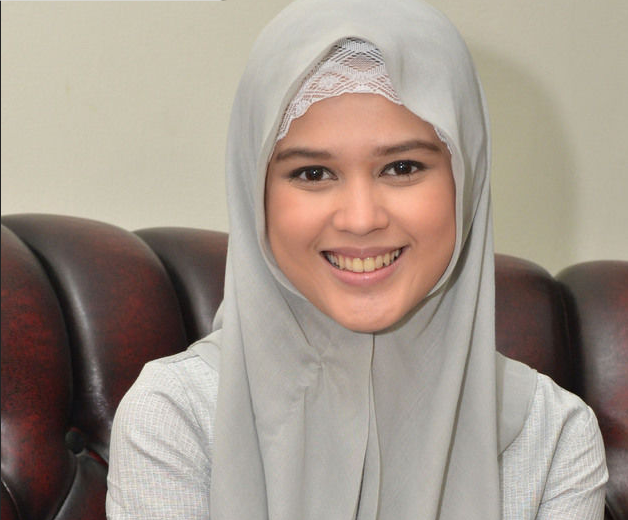 Si Cantik `Hello Kitty` Saat Berhijab