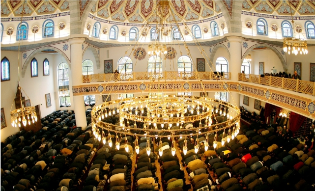 Pesona Mesjid Terbesar di Jerman