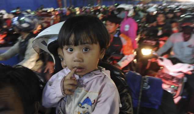 Ekspresi Lelah Anak Saat Mudik