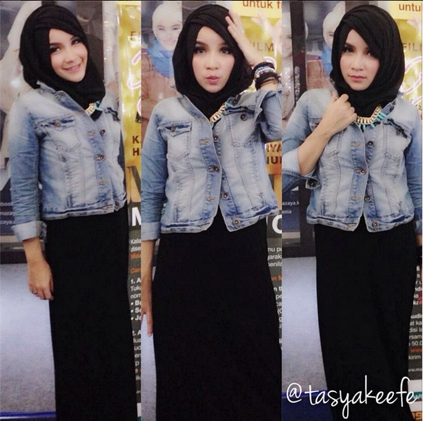 Feminim dengan Skirt untuk Muslimah