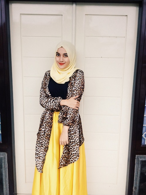 Putuskan Berhijab, Si Cantik Ashry Panen Cacian